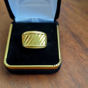 18k gold ring
